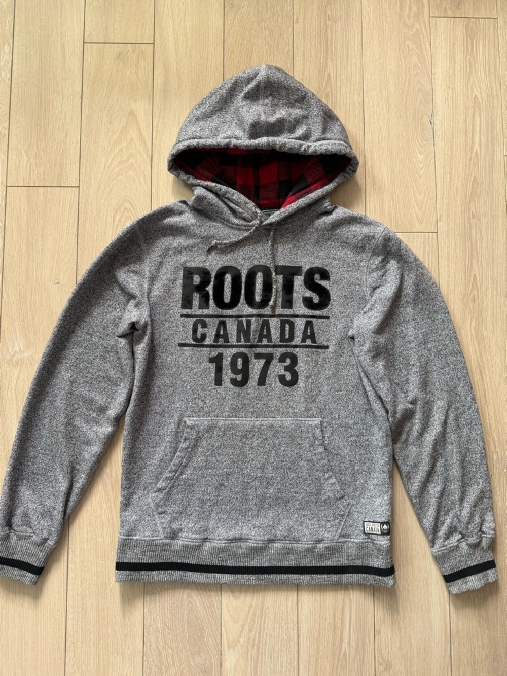 Roots Men's Salt and Pepper Hoodie with Red Plaid Lined Hood Men’s Size S